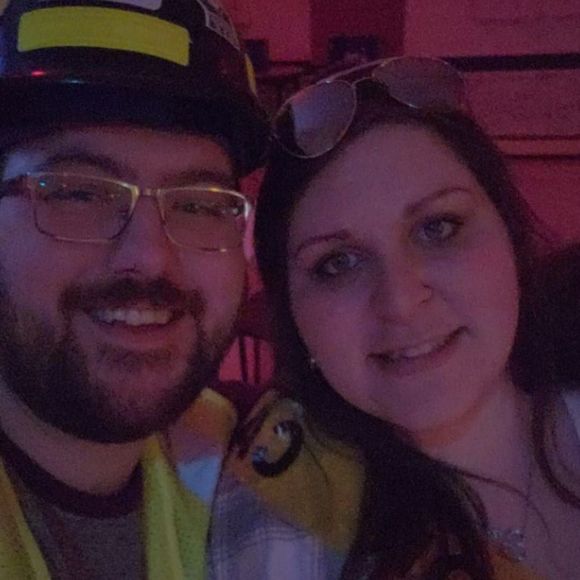 Meet your Posher, Beth - Picture 1 of 1